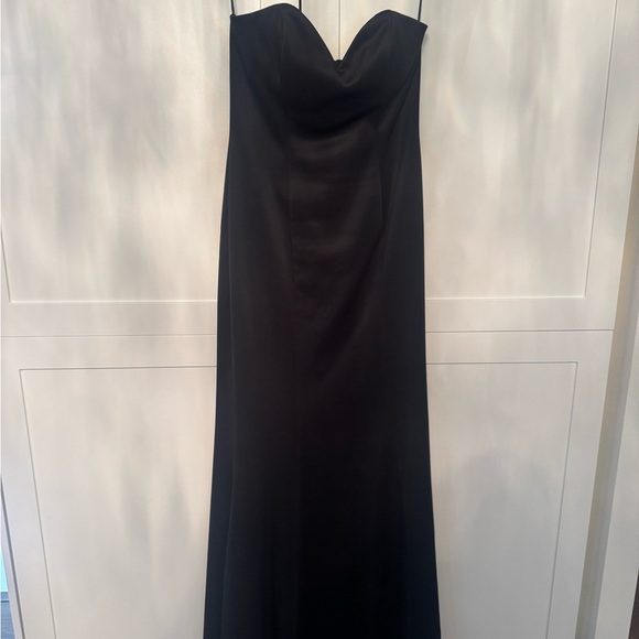 Classic Strapless Black Mermaid Gown - Picture 8 of 11